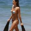 Exclusif - Jessica Alba en vacances se relaxe sur une plage de Hawaï le 21 Avril 2016.