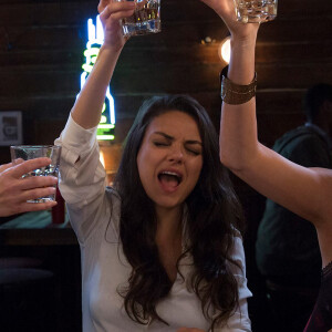 Mila Kunis délurée dans Bad Moms.