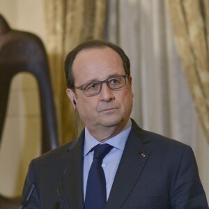 Le président de la République François Hollande lors d'une conférence de presse avec Nabih Berry, président de l'Assemblée Nationale au parlement à Beyrouth, le 16 avril 2016.