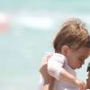 Kourtney Kardashian passe ses vacances avec ses enfants Mason, Penelope et Reign, et avec ses amis Pastor Rich Wilkerson et sa femme DawnCheré, à Miami. Le 3 mai 2016 © CPA / Bestimage