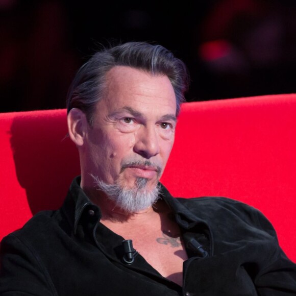 Exclusif - Florent Pagny, sur le tournage de l'émission Le Divan de Marc-Olivier Fogiel, le 22 avril 2016 (pour une diffusion le mardi 10 mai 2016 à 23h15 sur France 3). © Cyril Moreau