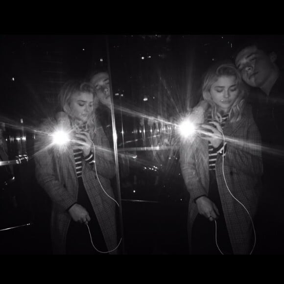 Chloë Grace Moretz et Brooklyn Beckham sur une photo postée sur Instagram le 23 avril 2016