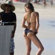 Josephine Skriver - Les mannequins de Victoria's Secret en pleine séance photo sur une plage à Miami, le 10 mai 201.
