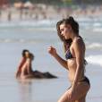 Josephine Skriver - Les mannequins de la marque Victoria's Secret en pleine séance photo sur une plage à Miami, le 10 mai 201.