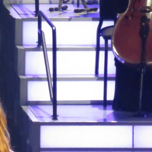Semi-exclusif - Prix spécial - Un peu plus d'un mois après le décès de son mari René Angélil, Céline Dion est remontée sur scène au Caesars Palace à Las Vegas le 23 février 2016. Elle en a profité pour rendre un vibrant hommage à l'homme de sa vie. La chanteuse en deuil a décidé d'interpréter une de ses chansons "All by Myself" mais après avoir atteint la fameuse note, très émue, la voix tremblante, elle n'a pu retenir ses larmes avant la fin de son interprétation, elle a donc quitté la scène car l'émotion était trop forte.  Semi-exclusive - No Web - No Blog - For Germany call for price - A little over a month after the death of her husband Rene Angelil, Celine Dion is back up on stage at Caesarss Palace in Las Vegas on February 23, 2016. She took the opportunity to pay tribute to the man of her life. The grieving singer has decided to interpret one of her songs "All by Myself" but after reaching the famous note, very moved, trembling voice, she could not hold back his tears before the end of his performance, she therefore left the scene because the emotion was too strong.23/02/2016 - Las vegas