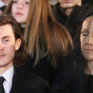 Céline Dion et son fils René-Charles Angélil - Sorties des obsèques nationales de René Angélil en la Basi­lique Notre-Dame de Montréal, le 22 janvier 2016