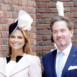 La princesse Madeleine de Suède et son mari Christopher O'Neill arrivant au déjeuner donné en l'honneur du 70e anniversaire du roi Carl XVI Gustaf de Suède à la mairie de Stockholm, le 30 avril 2016.