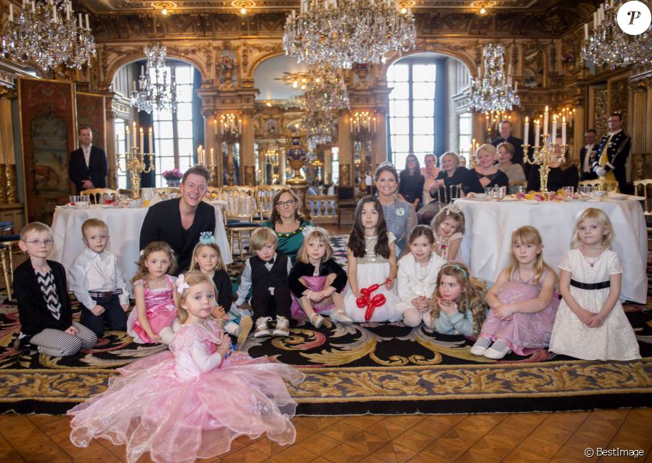 Image Du Gouter D Anniversaire Pour Les 2 Ans De La Princesse Leonore De Suede Organise Par Sa Mere La Princesse Madeleine De Suede Avec Des Enfants Sious L Eg Purepeople