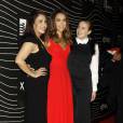 Jenni Konner, Jessica Alba et Lena Dunham assistent à la 20e édition des Webby Awards au Cipriani Wall Street. New York, le 16 mai 2016.