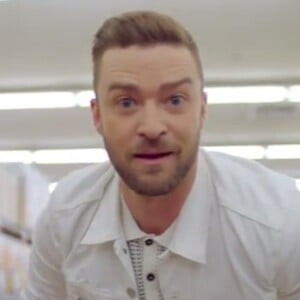 Justin Timberlake dans le clip "Can't Stop This Feeling!" pour la bande originale du film d'animation Dreamworks "Trolls" (en salles le 19 octobre 2016).