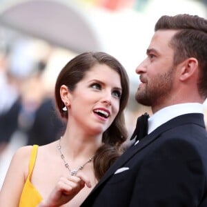 Anna Kendrick et Justin Timberlake - Montée des marches du film "Café Society" pour l'ouverture du 69ème Festival International du Film de Cannes. Le 11 mai 2016