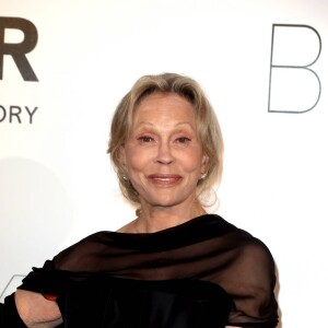 Faye Dunaway - Photocall de la 23e édition du Gala de l'amfAR "Cinéma contre Sida" à l'hôtel de l'Eden Roc au Cap d'Antibes, le 19 mai 2016, lors du 69 ème Festival International du Film de Cannes.