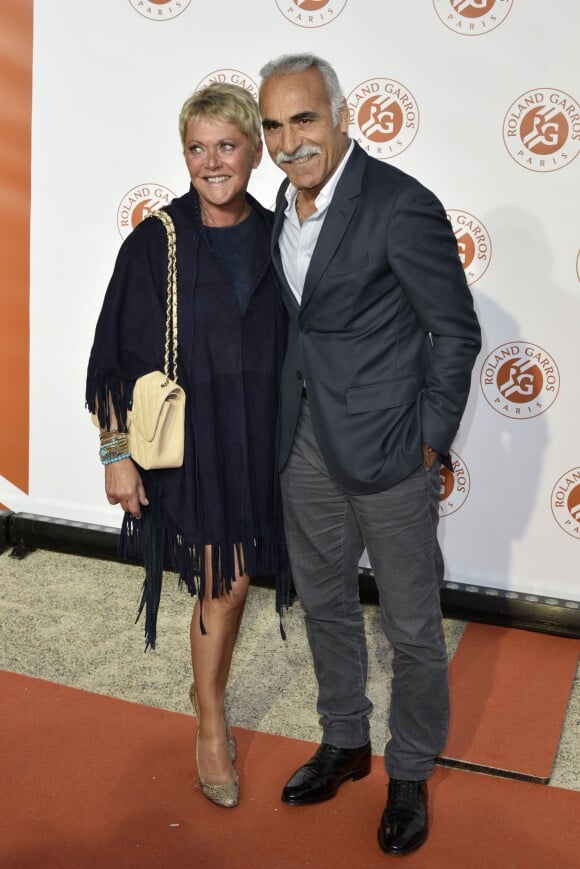Mansour Bahrami et sa femme lors de la Soirée des Joueurs de Roland-Garros 2016, le 19 mai au Petit Palais, à Paris.
