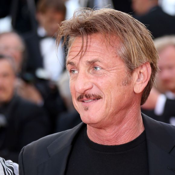 Sean Penn - Montée des marches du film "The Last Face" lors du 69ème Festival International du Film de Cannes. Le 20 mai 2016. © Olivier Borde-Cyril Moreau/Bestimage