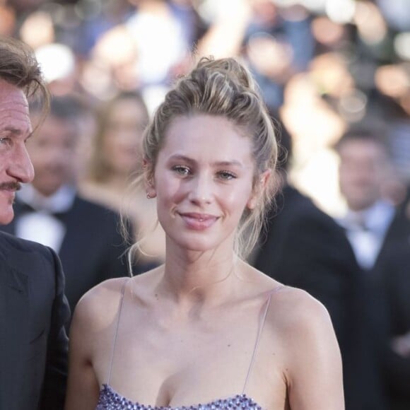 Sean Penn et sa fille Dylan Penn - Montée des marches du film "The Last Face" lors du 69ème Festival International du Film de Cannes. Le 20 mai 2016. © Olivier Borde-Cyril Moreau/Bestimage