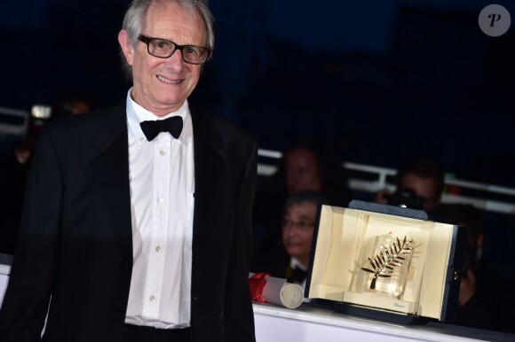 Ken Loach - Photocall de la remise des palmes du 69ème Festival International du Film de Cannes. Le 22 mai 2016. © Giancarlo Gorassini/Bestimage