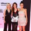 Kristen Bell, Kathryn Hahn et Mila Kunis à la soirée Billboard Music Awards au T-Mobile Arena à Las Vegas, le 22 mai 2016