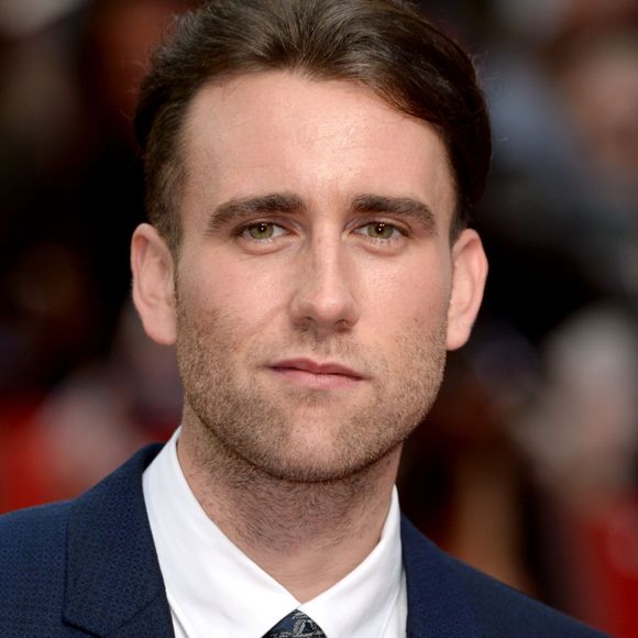 Matthew Lewis sexy lors de la première de Me Before You au Curzon Mayfair, Londres, le 25 mai 2016.