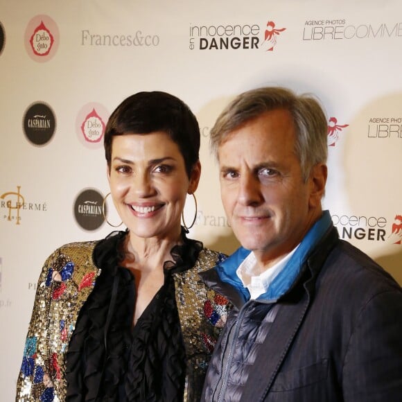 Cristina Cordula, Bernard de la Villardière - Soirée spectacle à l'occasion des 15 ans de l'association "Innocence en Danger" au théâtre des Variétés à Paris, le 11 avril 2016. © Christophe Aubert via Bestimage