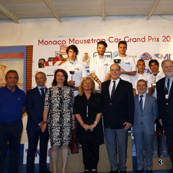 Exclusif - Le prince Albert II de Monaco assistait le 27 mai 2016, en marge du Grand Prix de Monaco, à la finale de la Mousetrap Race, course internationale de petites voitures propulsées exclusivement par un mécanisme de piège à souris initiée par l'ingénieur Marco Casiraghi. © Claudia Albuquerque/Bestimage