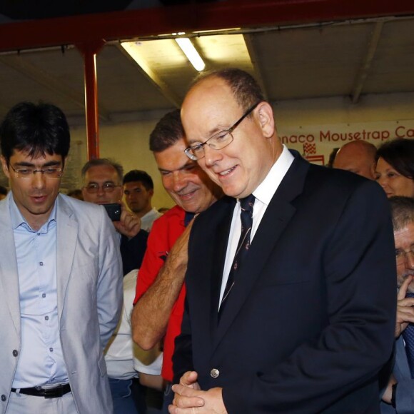 Exclusif - Le prince Albert II de Monaco assistait le 27 mai 2016, en marge du Grand Prix de Monaco, à la finale de la Mousetrap Race, course internationale de petites voitures propulsées exclusivement par un mécanisme de piège à souris initiée par l'ingénieur Marco Casiraghi. © Claudia Albuquerque/Bestimage