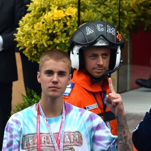 Justin Bieber était présent au 74e Grand Prix de Monaco et a pu féliciter son ami Lewis Hamilton pour sa belle victoire, devant D.Ricciardo et S.Perez. © Bruno Bebert/Bestimage