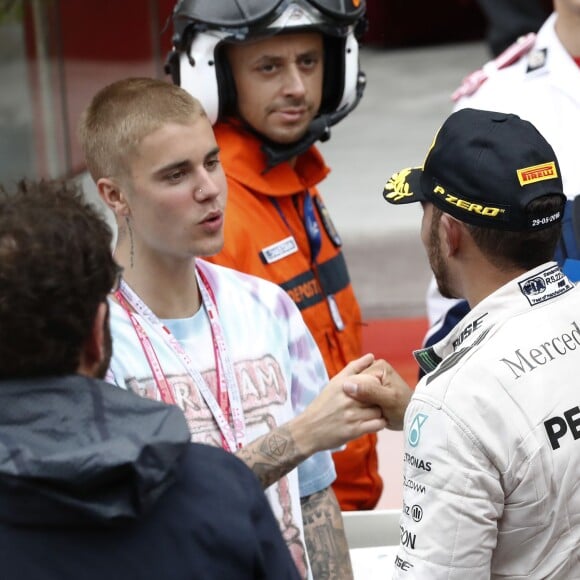 Justin Bieber a pu célébrer la victoire de son ami Lewis Hamilton au 74e Grand Prix de F1 de Monaco, remporté par Lewis Hamilton devant D. Ricciardo et S. Perez, le 29 mai 2016.