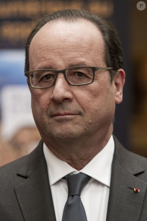 Le président de la République François Hollande lors d'une présentation lors de l'événement "La Nouvelle France industrielle" au palais de l'Elysée à Paris, le 23 mai 2016. © Kamil Zihnioglu/Pool/Bestimage