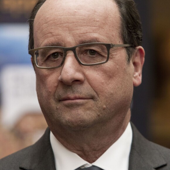 Le président de la République François Hollande lors d'une présentation lors de l'événement "La Nouvelle France industrielle" au palais de l'Elysée à Paris, le 23 mai 2016. © Kamil Zihnioglu/Pool/Bestimage