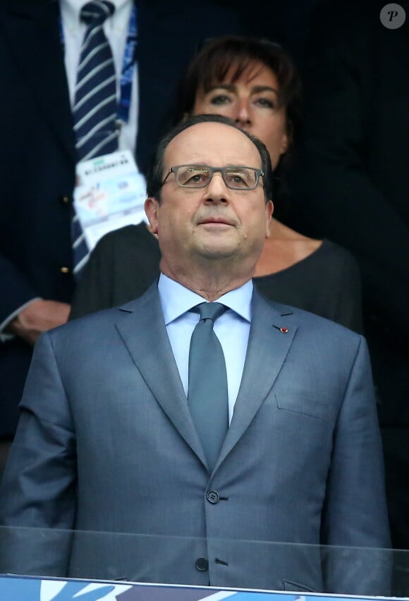 François Hollande à la finale de la Coupe de France de football (PSG / OM) au Stade de France à Saint-Denis le 21 mai 2016. Le PSG remporte le match 4 - 2. © Dominique Jacovides / Bestimage