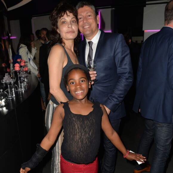 Exclusif - Isabelle Mergault et sa fille Maya, Jacques Sanchez - Anniversaire de Jacques Sanchez au restaurant Nolita à Paris le 29 mai 2016. © Veeren/Bestimage