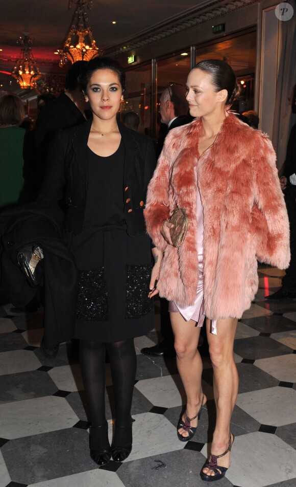 Vanessa and Alysson Paradis attending the Sidaction Gala 'Diner de la Mode' held at the Pavillon d'Armenonville in Paris, France on January 30, 2009. Photo by Nicolas Gouhier/ABACAPRESS.COM30/01/2009 - Paris