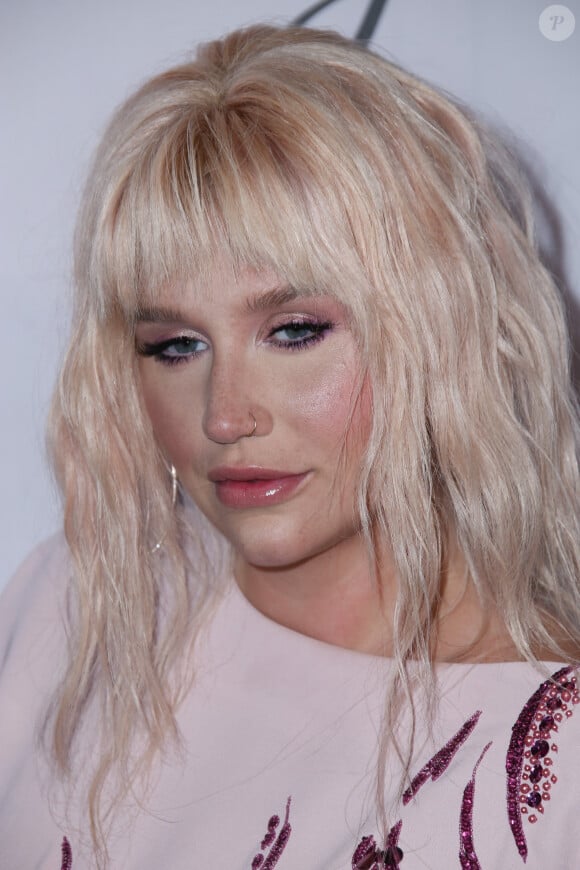 Kesha (Ke$ha) à la soirée de Gala de The Humane Society of the United States' to the Rescue aux Paramount Studios à Hollywood, le 7 mai 2016