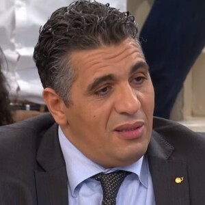 Malek Mokrani sur le plateau de l'émission "Toute une histoire" sur France 2 en mai 2016.