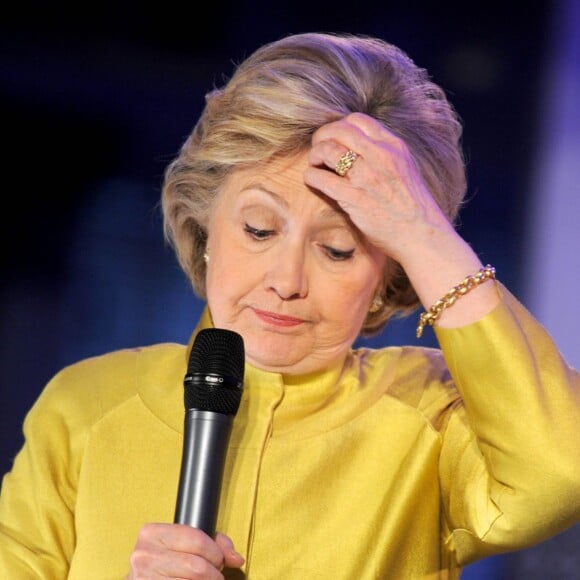 Hillary Clinton, candidate démocrate aux primaires pour les élections présidentielles américaines, en meeting au Lanfing Cafe and Community dans le quartier de Brooklyn à New York. Le 9 avril 2016