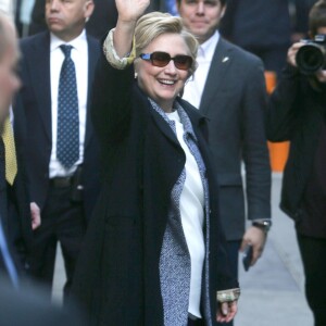 Hillary Clinton à la sortie de l'émission "Good Morning America" à New York. Le 21 avril 2016