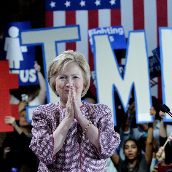 Hillary Clinton fête sa victoire aux primaires démocrates des élections présidentielles américaines dans l'état de New York. Le 19 avril 2016