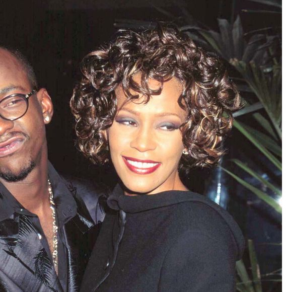 Bobby Brown et Whitney Houston à la 3e soirée internationale awards en Californie, le 30 septembre 1997