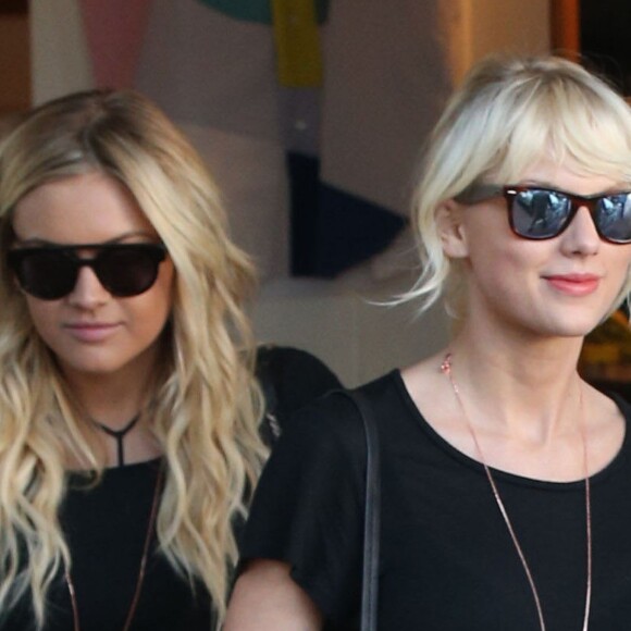 Taylor Swift fait du shopping avec une amie à Fred Segal à West Hollywood, le 28 avril 2016