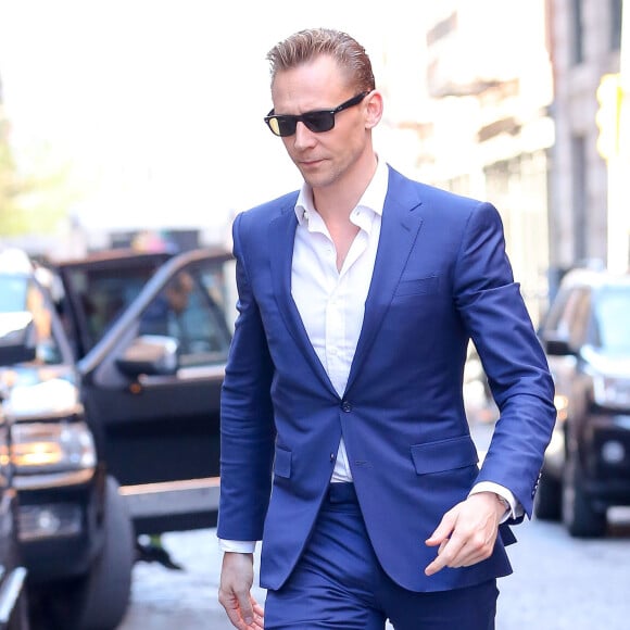 Tom Hiddleston dans les rues de New York, le 20 avril 2016.