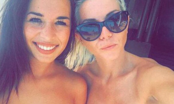 Stéphanie et Jessica des "Marseillais" sur Snapchat