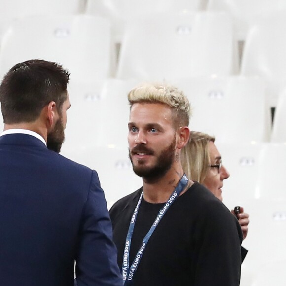 M. Pokora et André-Pierre Gignac au match de l'Euro 2016 France-Albanie au Stade Vélodrome à Marseille, le 15 juin 2016. © Cyril Moreau/Bestimage