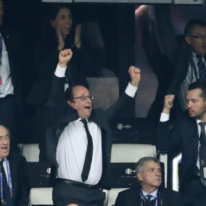 François Hollande au match de l'Euro 2016 France-Albanie au Stade Vélodrome à Marseille, le 15 juin 2016. © Cyril Moreau/Bestimage