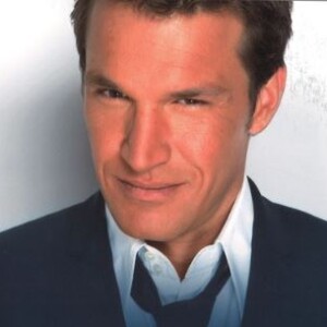 Benjamin Castaldi : Couverture de son livre Pour l'instant tout va bien