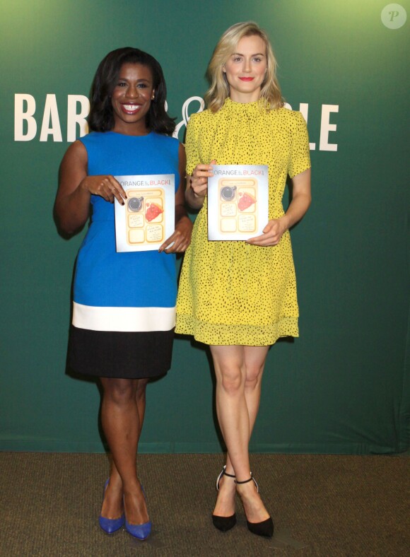 Taylor Schilling et Uzo Aduba - Présentation du livre de cuisine d'Orange is the new black à New York 17 octobre 2014