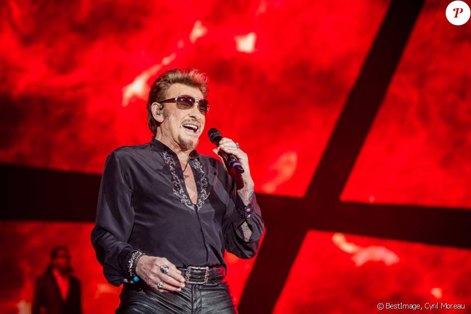 Johnny Hallyday en concert à Bruxelles le 26 mars 2016 Purepeople
