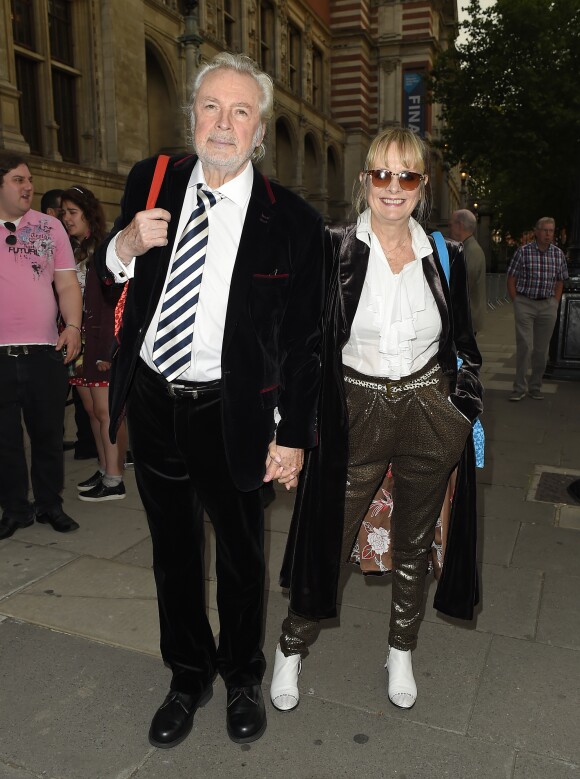 Leigh Lawson et sa femme Twiggy au Victoria & Albert Museum à Londres, le 22 juin 2016.