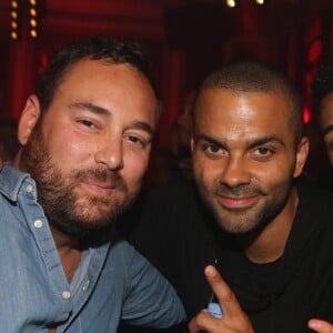 Audren Dimitris, Tony Parker et Edwin Jackson à la soirée La Parisienne à l'Heritage, club parisien, le 22 juin 2016.