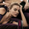 Robbie Margot pose pour la nouvelle campagne de cosmétiques "Deep Euphoria" de Calvin Klein. New York, le 30 juin 2016.