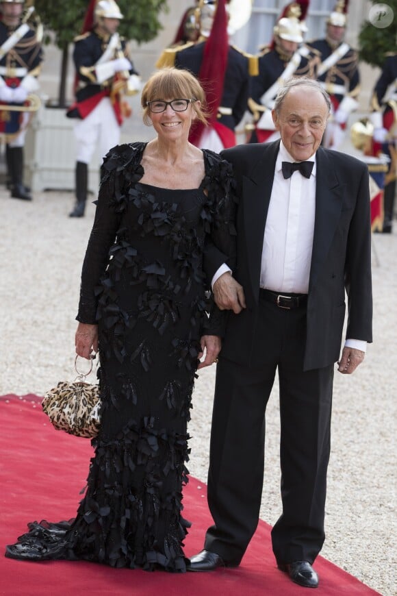 Michel Rocard et sa femme Sylvie Rocard - Dîner d'état en l'honneur de la reine d'Angleterre donné par le président français au palais de l'Elysée à Paris, le 6 juin 2014